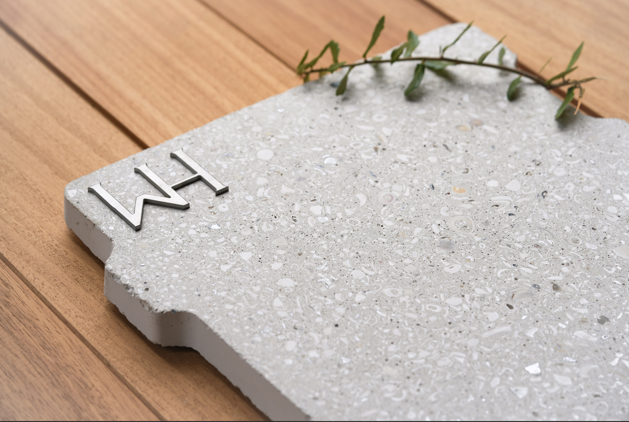 LIGHT GREY 100- FL Shellstone