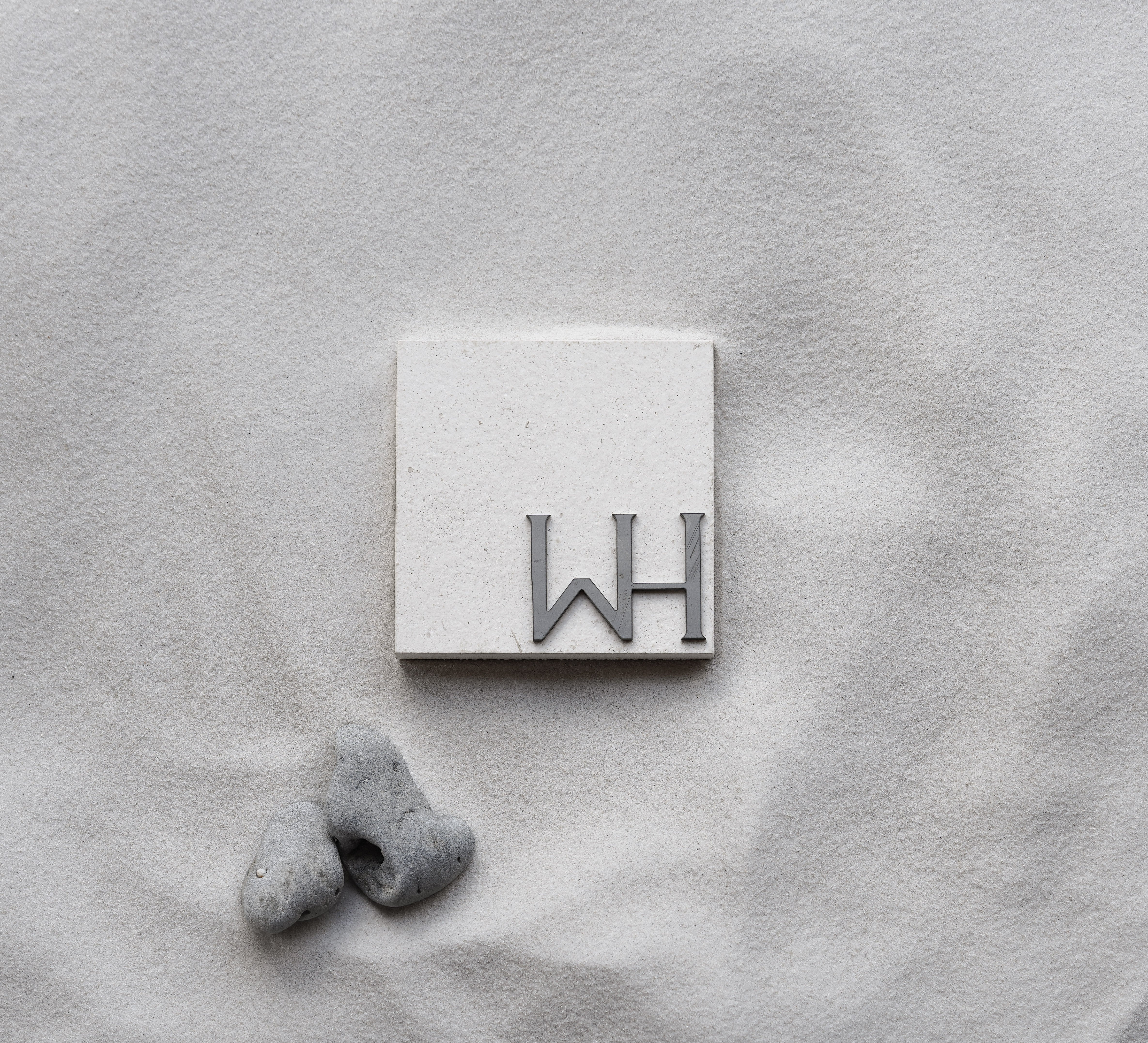 PURE WHITE - Brushed
