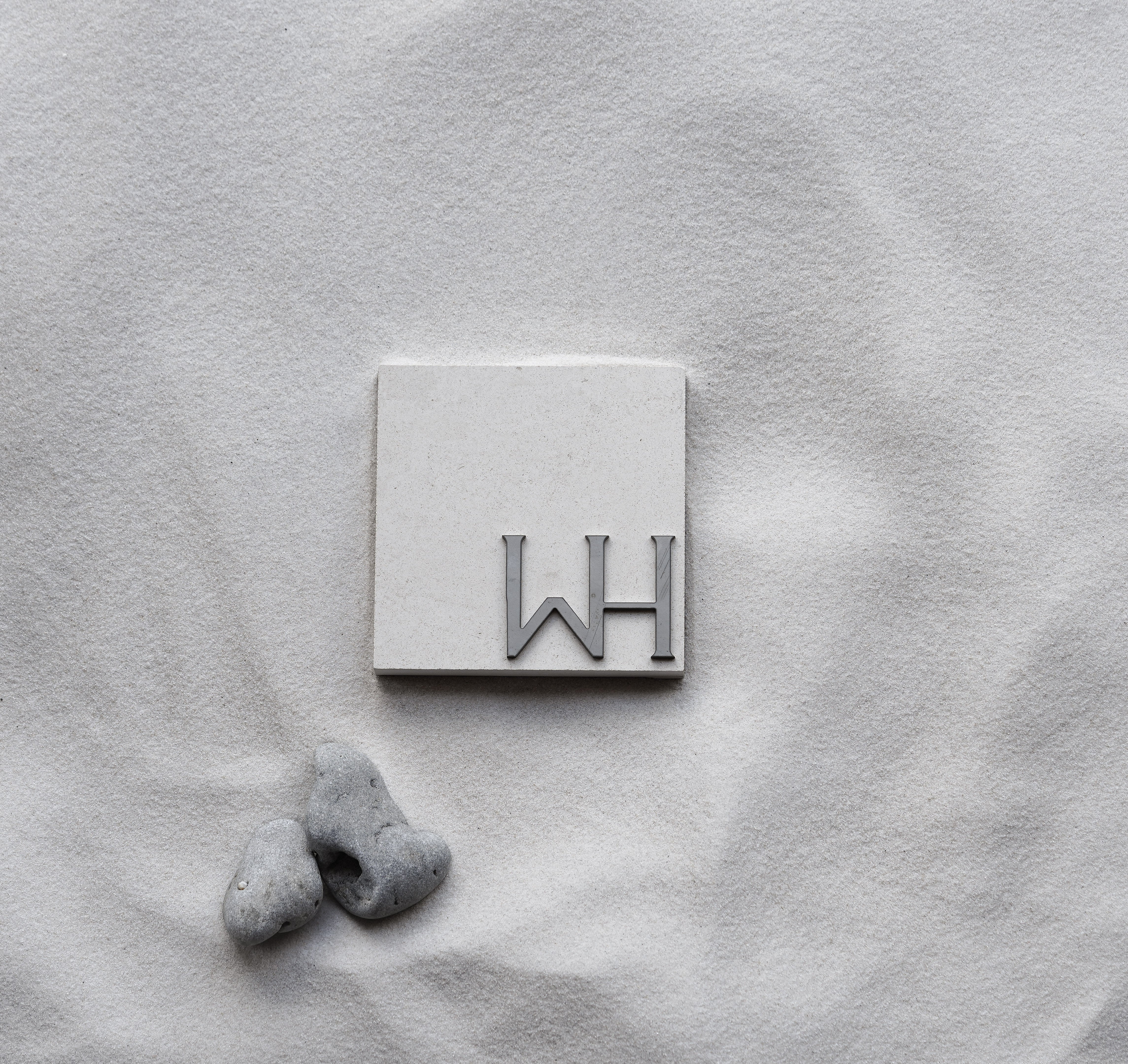 PURE WHITE - Pillowed