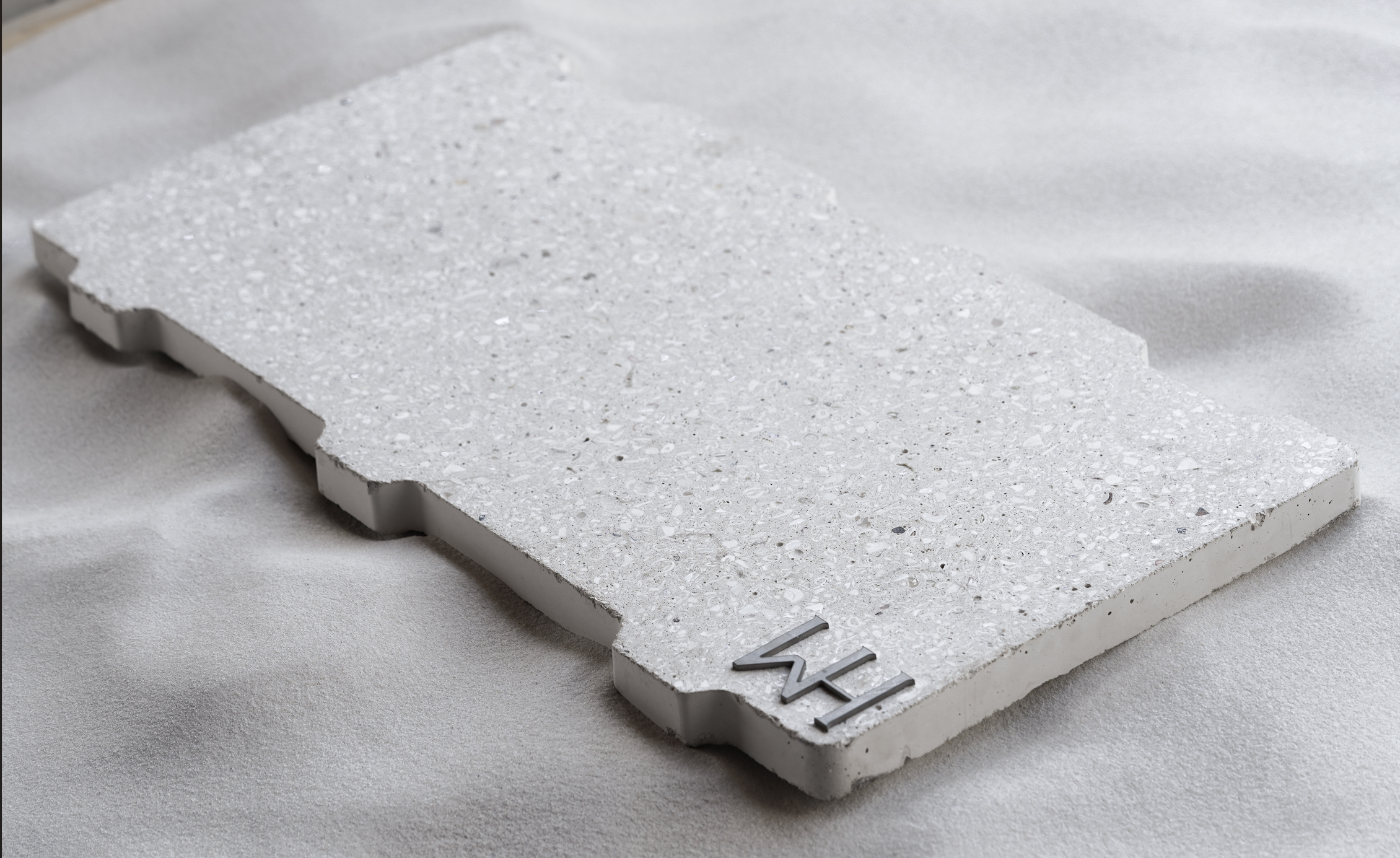LIGHT GREY 100- FL Shellstone